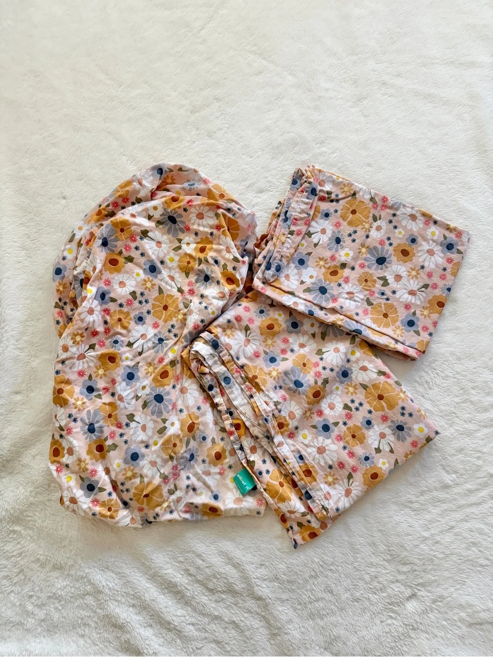 Pillowfort vintage floral